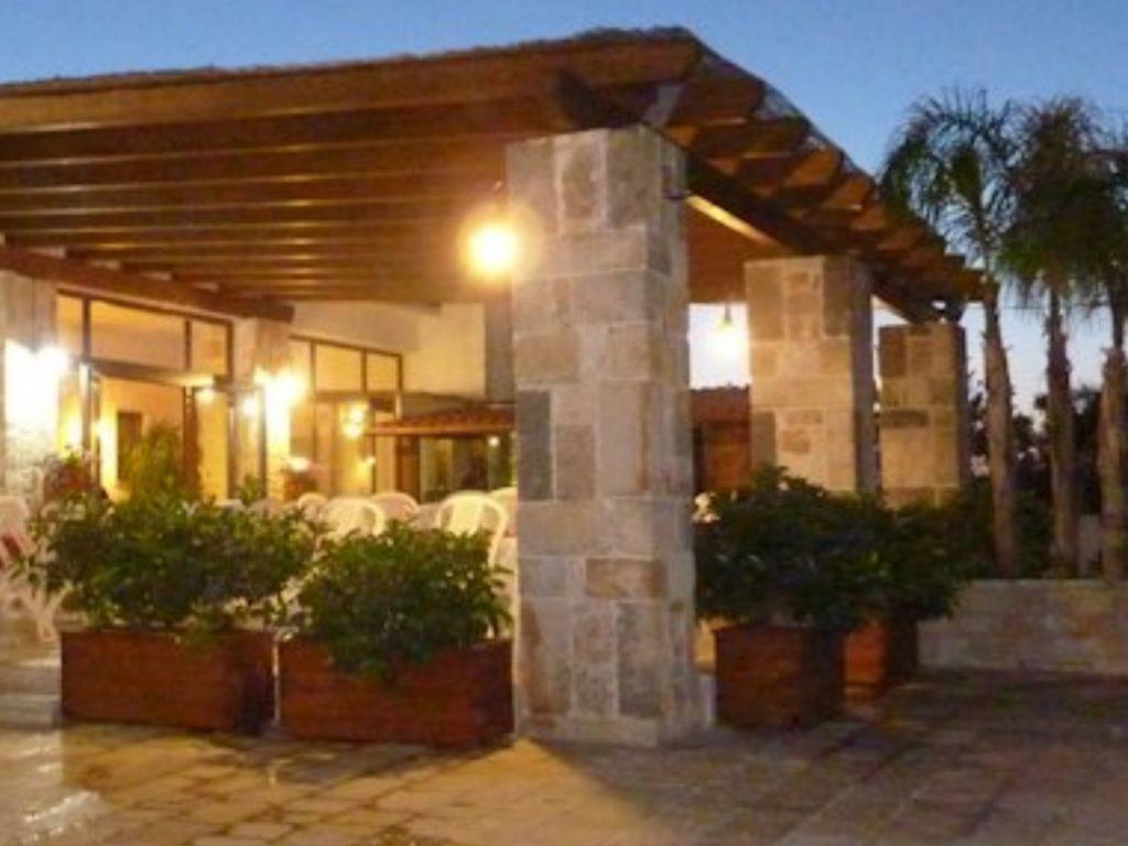 Вилла Masseria Nzeta Каровиньо Экстерьер фото
