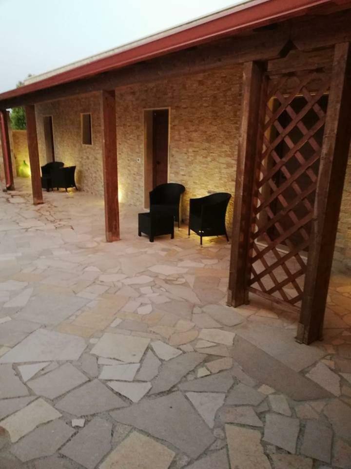 Вилла Masseria Nzeta Каровиньо Экстерьер фото